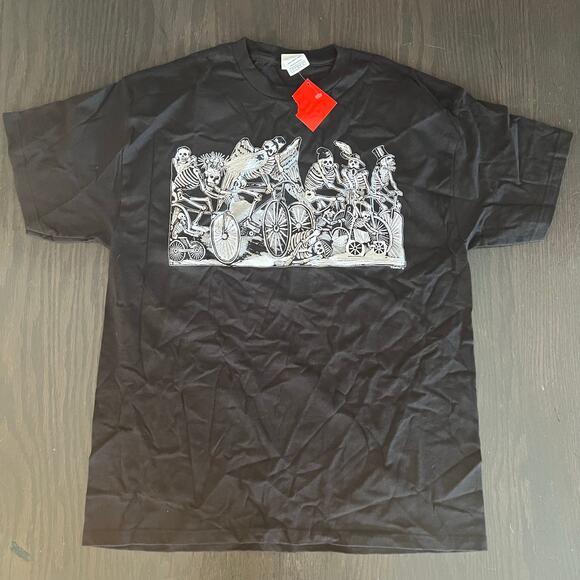 NWT Museum of Fine Arts Skeletons on Bicycles Black White Size Large JL - Picture 1 of 4